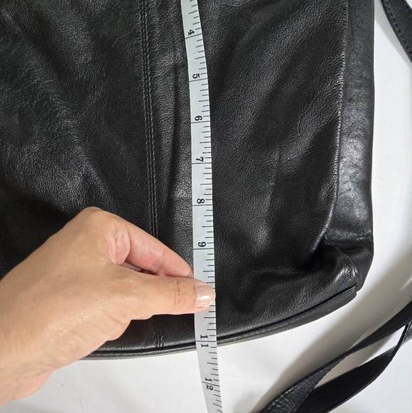 Estalon black genuine leather crossbody purse bag woven weather detail - Picture 10 of 11